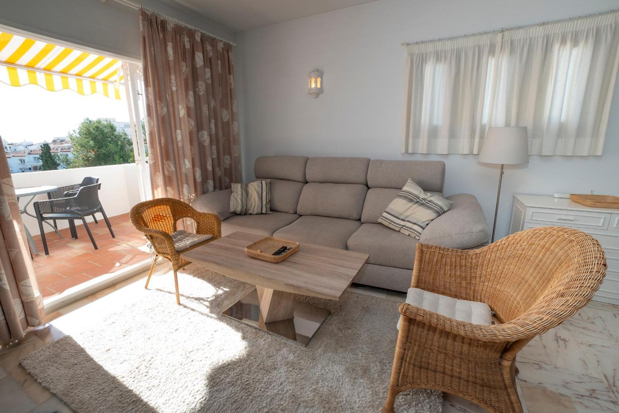 네르하 Residensol 13 Menyber 아파트 외부 사진